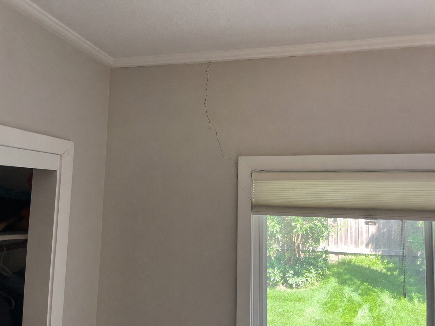 Internal plasterboard (Gib board) crack running from the corner of a window opening